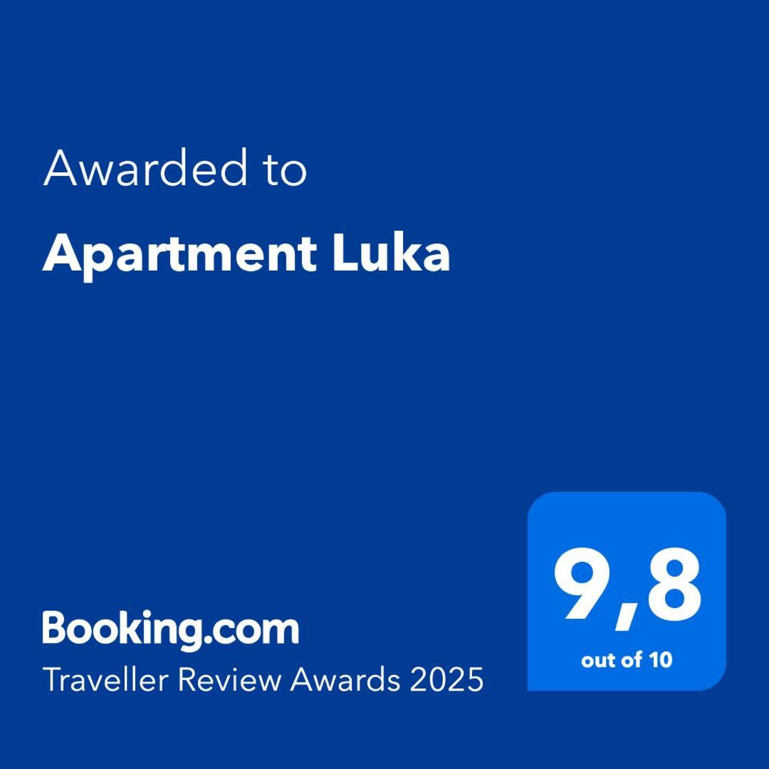 Apartment Luka セニ エクステリア 写真